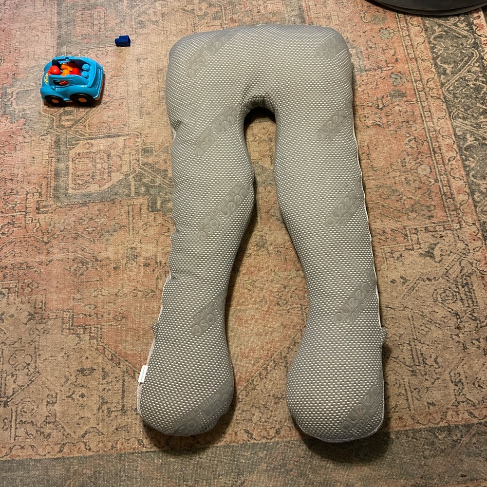 Pregnancy pillow
